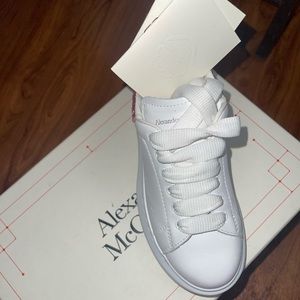 Little Girl Alexander McQueen Glitter Sneakers